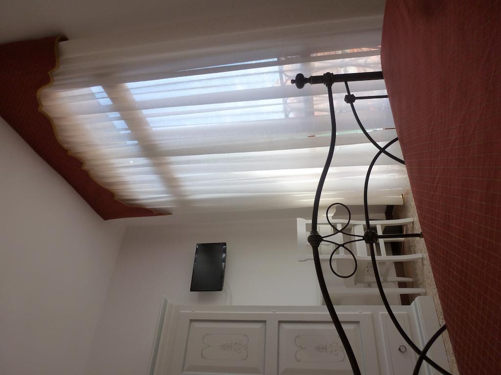 B&B La Terrazza Dei Miracoli Венеция Екстериор снимка